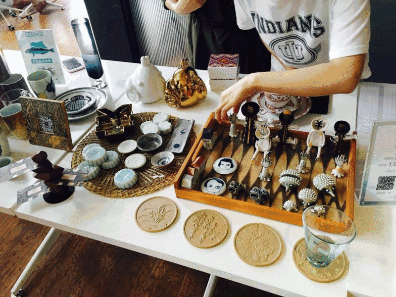 1508129903.gif