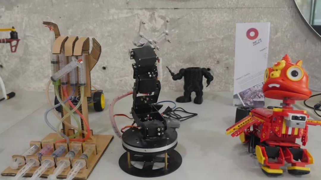 1542857583.jpg 1542857583.jpg